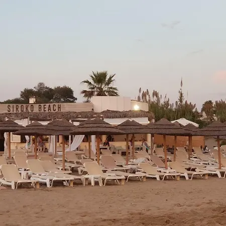 Jardines De Lunamar